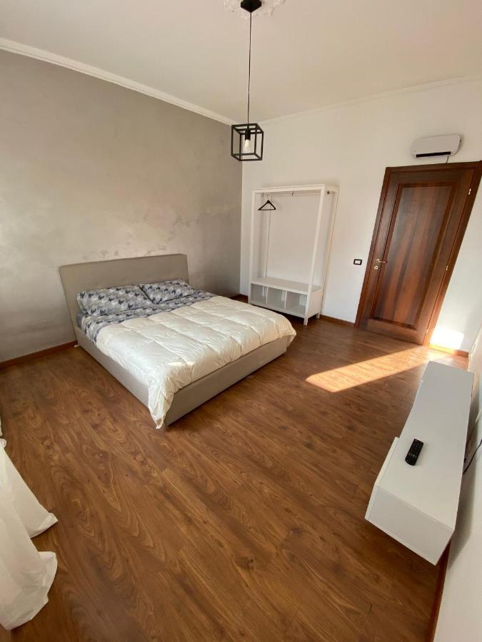 Hlux Oi Affiₜₜacaₘere Hotel Placência Exterior foto